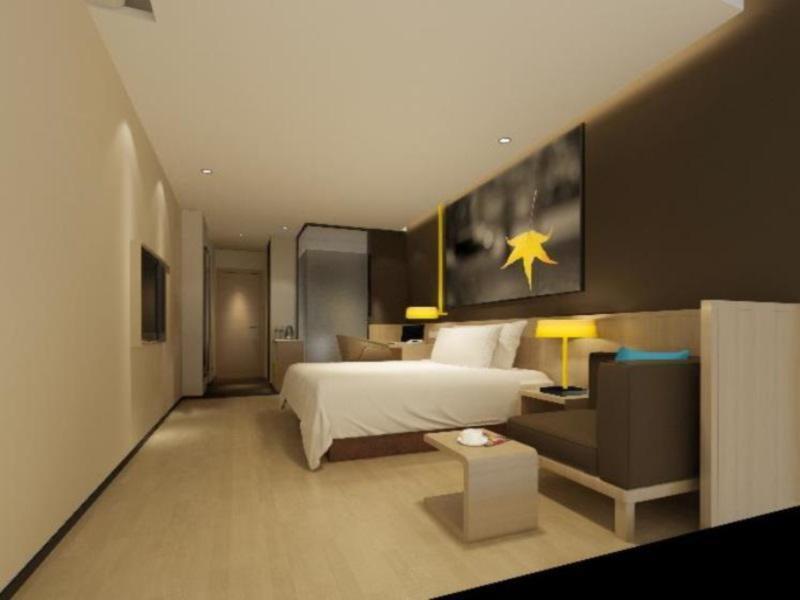 7Days Inn Yunfu Luoding Central Exteriör bild